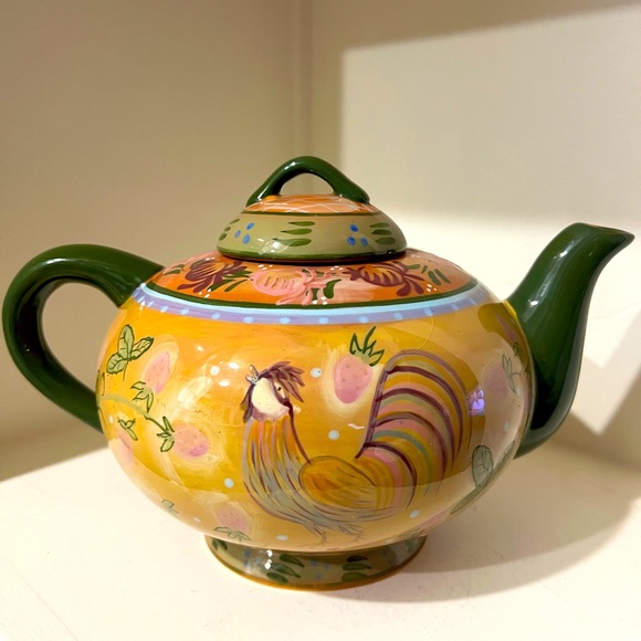 Danna Cullen hand-painted Strawberry Rooster Teapot. New and unused. - Picture 1 of 4